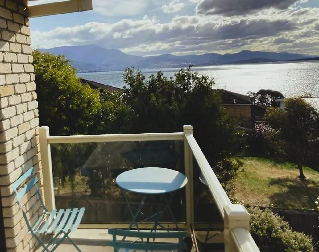 Spacious Modern Home Outstanding Views sleeps 9 Hobart Australia